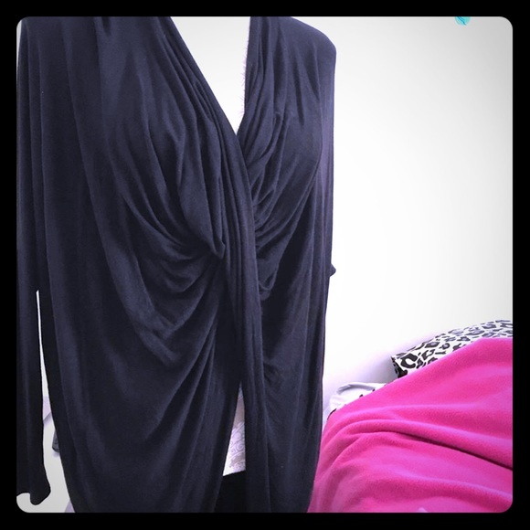 Boutique Tops - EUC Hi-Lo Twist PopoverTop